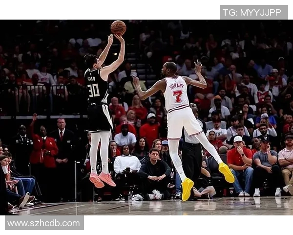 火箭队与雄鹿队激战三月二十七日期待精彩对决与球星表现